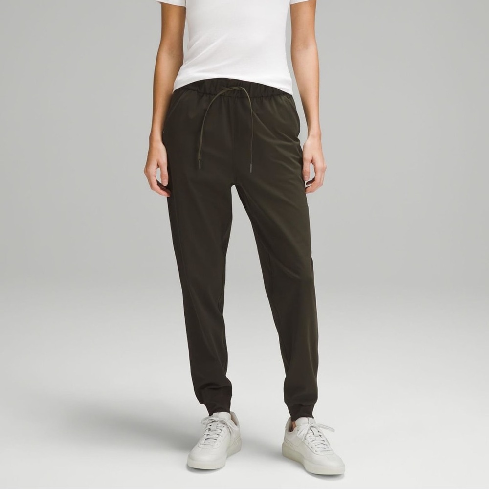 Lululemon Stretch High-Rise Jogger Full Length Dark Olive Joggers, Size 12